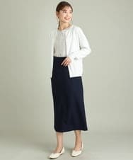 KBKFT13054 a.v.v(アー・ヴェ・ヴェ) 幾何学柄Vネックブラウス グレージュ