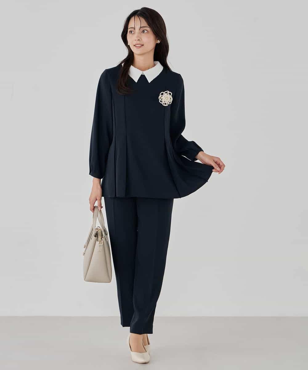 KBLCD04069 a.v.v(アー・ヴェ・ヴェ) サテンテーパードパンツ【洗える/速乾/毛玉になりにくい/イージーケア】 ネイビー