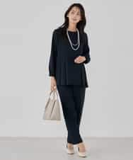 KBLCD04069 a.v.v(アー・ヴェ・ヴェ) サテンテーパードパンツ【洗える/速乾/毛玉になりにくい/イージーケア】 ネイビー