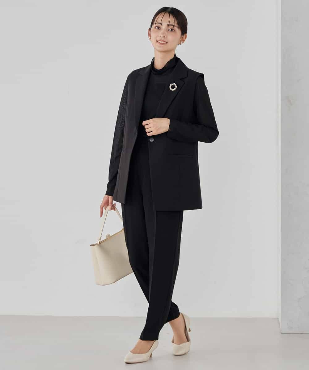 KBLCD04069 a.v.v(アー・ヴェ・ヴェ) サテンテーパードパンツ【洗える/速乾/毛玉になりにくい/イージーケア】 ネイビー