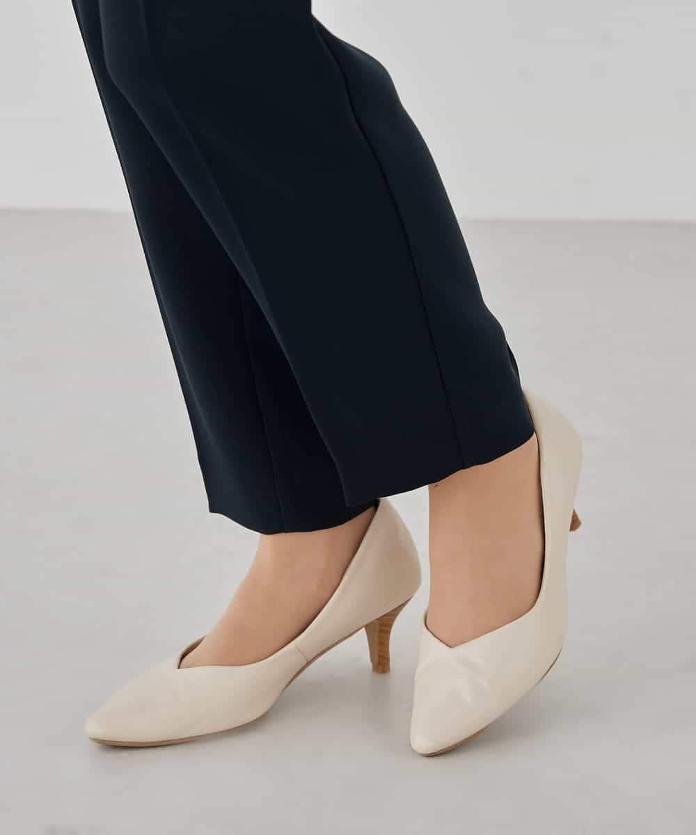 KBLCD04069 a.v.v(アー・ヴェ・ヴェ) サテンテーパードパンツ【洗える/速乾/毛玉になりにくい/イージーケア】 ネイビー