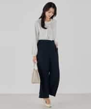 KBLCD05069 a.v.v(アー・ヴェ・ヴェ) サテンワイドクロップドパンツ【洗える/速乾/毛玉になりにくい/イージーケア】 ネイビー