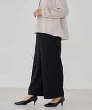 KBLCD05069 a.v.v(アー・ヴェ・ヴェ) サテンワイドクロップドパンツ【洗える/速乾/毛玉になりにくい/イージーケア】 ネイビー