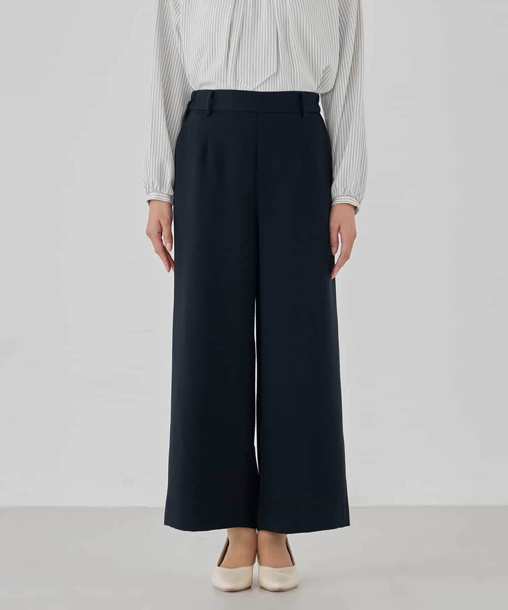 KBLCD05069 a.v.v(アー・ヴェ・ヴェ) サテンワイドクロップドパンツ【洗える/速乾/毛玉になりにくい/イージーケア】 ネイビー