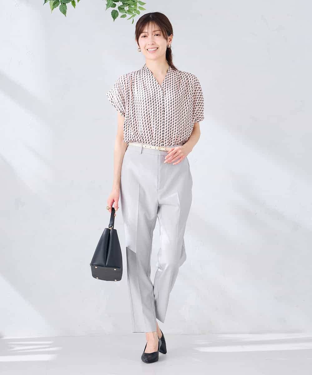 KBLGE30079 a.v.v(アー・ヴェ・ヴェ) 【接触冷感/イージーケア/UVカット/吸水速乾】サマーストレッチテーパードパンツ ネイビー