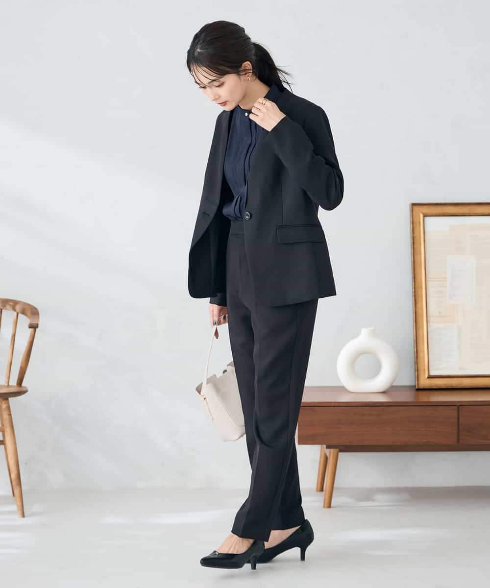 KBLLB11079 a.v.v(アー・ヴェ・ヴェ) 【洗える/イージーケア/ストレッチ】パウダーツイルテーパードパンツ ネイビー