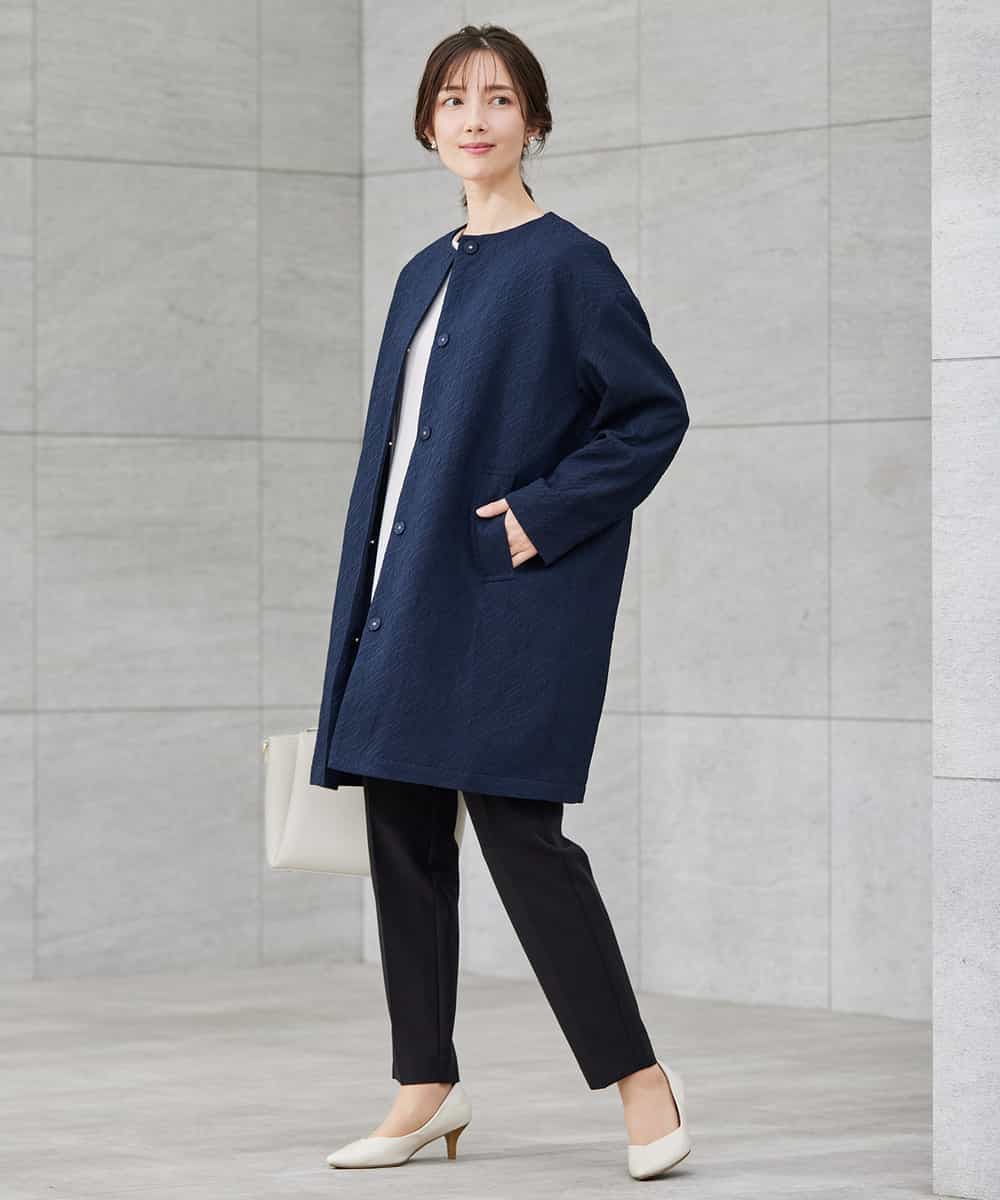 KBUCD02129 a.v.v(アー・ヴェ・ヴェ) ジャガードノーカラーコート ネイビー