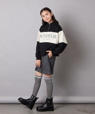 KGLAD05009 a.v.v KIDS(アー・ヴェ・ヴェ) [KIDS]【小学生人気No1】ラインニーハイソックス グレー