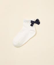 KGLAG38009 a.v.v KIDS(アー・ヴェ・ヴェ) [16-18cm/19-21cm]【セレモニー】リボン付きショートソックス ホワイト