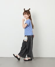 KGYAG30012 a.v.v KIDS(アー・ヴェ・ヴェ) [KIDS]【ギフト/キーホルダー】カワウソチャーム ライトブルー