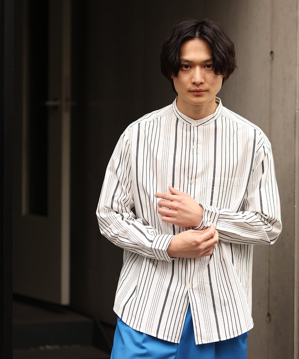 KHBES03054 a.v.v MEN(アー・ヴェ・ヴェ) ストライプ柄バンドカラーワイドシャツ ホワイト