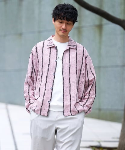 KHBFD11079 a.v.v MEN 【洗濯機で洗える】透かしストライプ ワイドシルエットシャツ