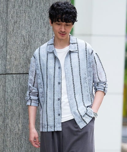 KHBFD11079 a.v.v MEN 真夏もお任せの涼しい長袖シャツ【洗濯機で洗える】透かしストライプ ワイドシルエットシャツ
