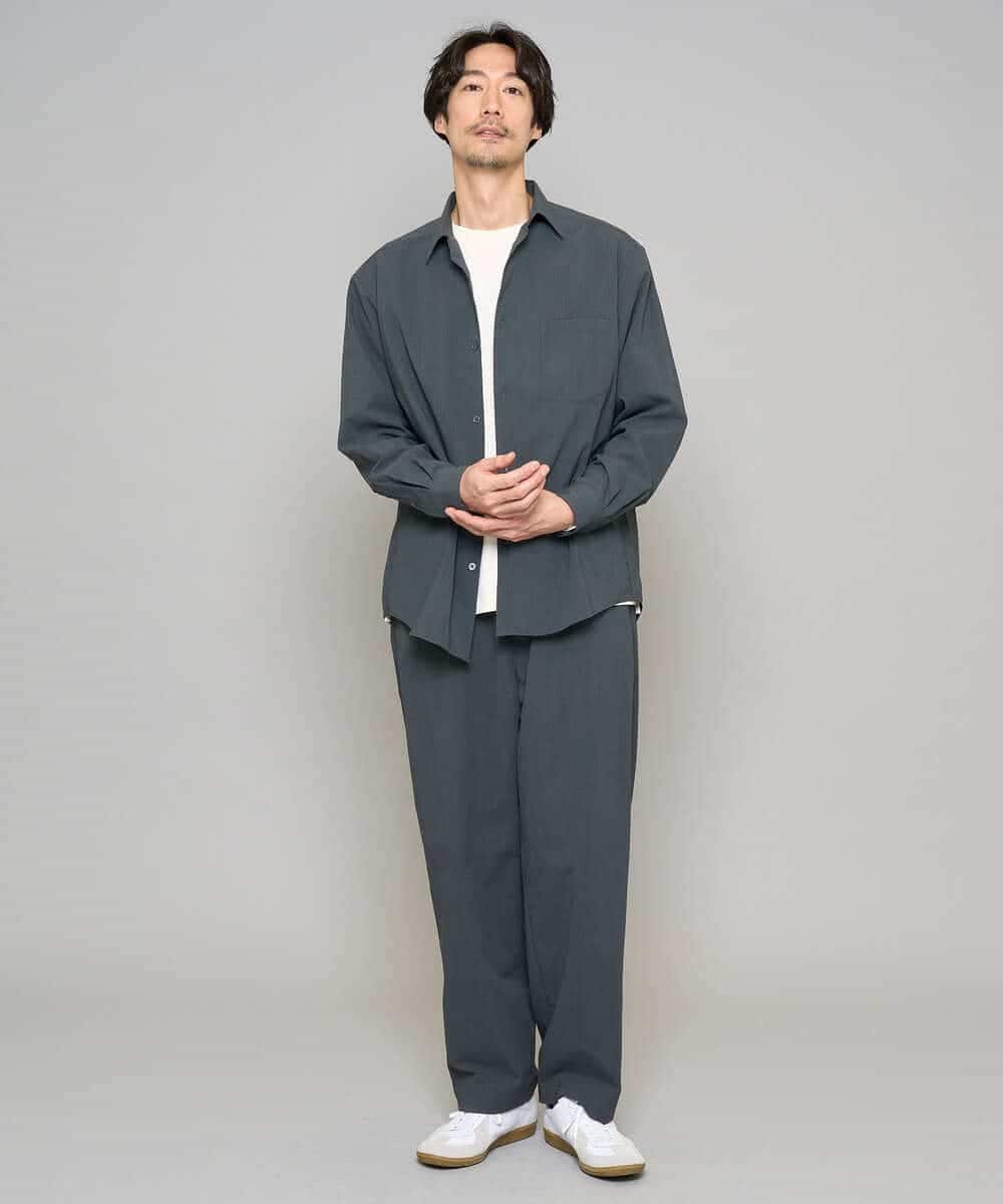 KHBFD17054 a.v.v MEN(アー・ヴェ・ヴェ) 【イージーケア/洗濯機で洗える/速乾/毛玉になりにくい/ストレッチ】リライトワイドシルエットシャツ ダークグレー