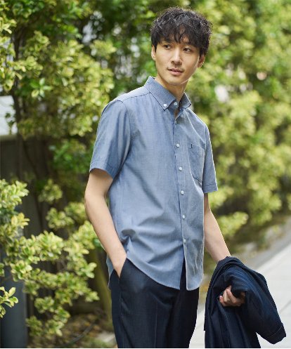 KHBGA43049 a.v.v MEN 【接触冷感/イージーケア】オックス　ワンポイント刺繍半袖シャツ【速乾/毛玉になりにくい】