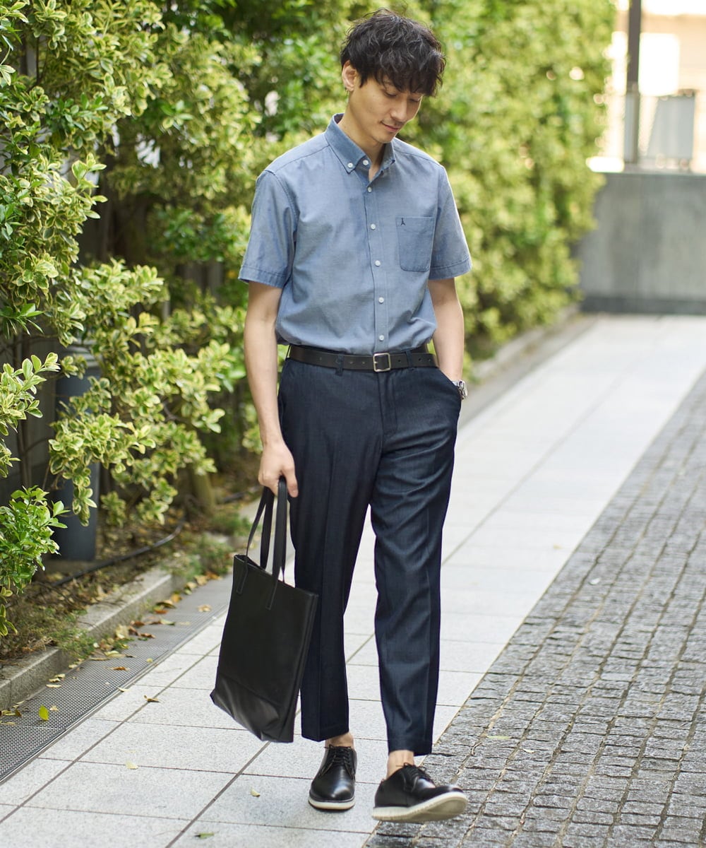 KHBGA43049 a.v.v MEN(アー・ヴェ・ヴェ) 【接触冷感/イージーケア】オックス　ワンポイント刺繍半袖シャツ【速乾/毛玉になりにくい】 ラベンダー