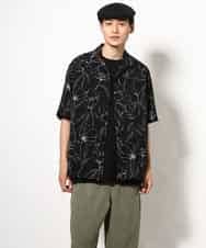 KHBGV48059 a.v.v MEN(アー・ヴェ・ヴェ) 【大人上品シャツ】線画フラワーオープンカラーシャツ 5分袖 ベージュ