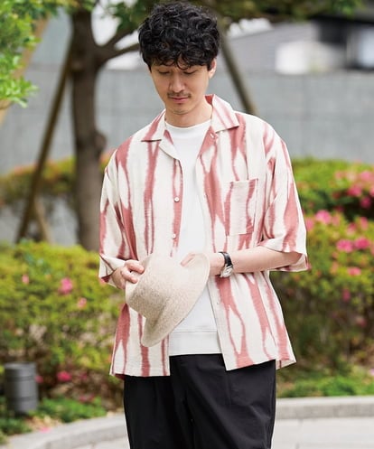 KHBHD76079 a.v.v MEN 【接触冷感/イージーケア/洗濯機で洗える/毛玉になりにくい】ボカシムラプリントゴブソデオープンカラーシャツ