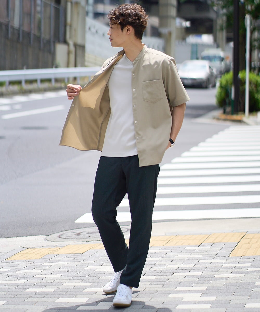 KHBHV77049 a.v.v MEN(アー・ヴェ・ヴェ) 【接触冷感】バンドカラーシャツ 5分袖（セットアップ可）リライトシリーズ3 ベージュ