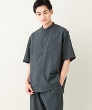 KHBHV77049 a.v.v MEN(アー・ヴェ・ヴェ) 【接触冷感】バンドカラーシャツ 5分袖（セットアップ可）リライトシリーズ3 ダークグレー