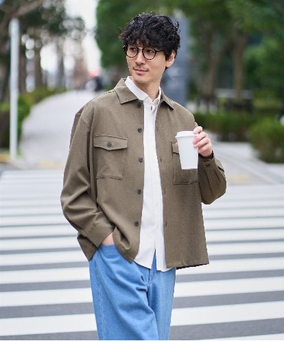 KHBJA16064 a.v.v MEN 【イージーケア/シワになりにくい】ダブルポケットシャツ 秋リライト【洗濯機で洗える/ストレッチ】