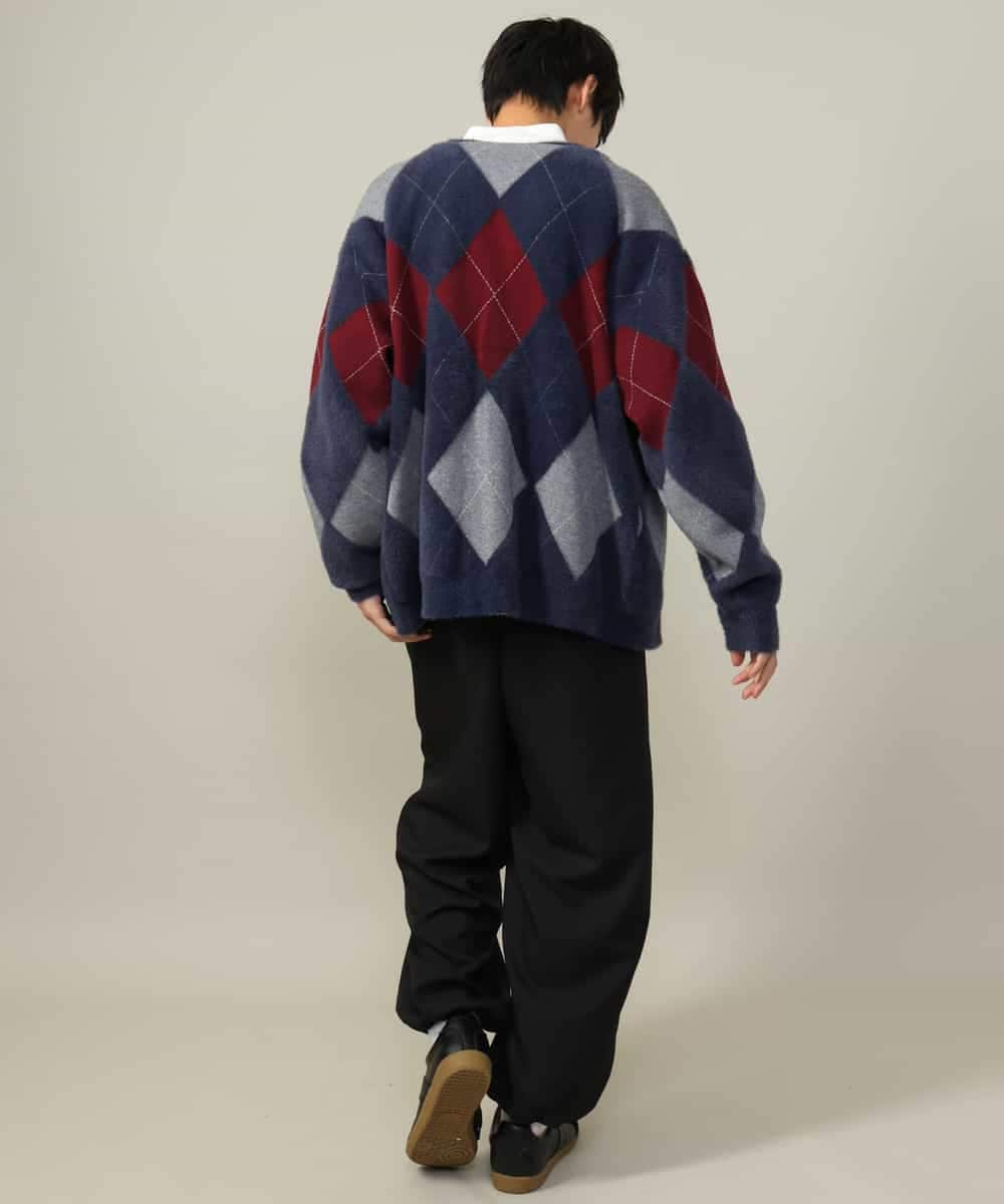 KHCLV26079 a.v.v MEN(アー・ヴェ・ヴェ) 【肌触りなめらか】アーガイル柄シャギーニットカーディガン(厚手） ネイビー×ボルドー