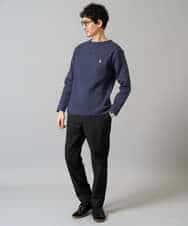 KHFAD60049 a.v.v MEN(アー・ヴェ・ヴェ) 【洗濯機で洗える】ワンポイント刺繍ボートネックニット アイボリー