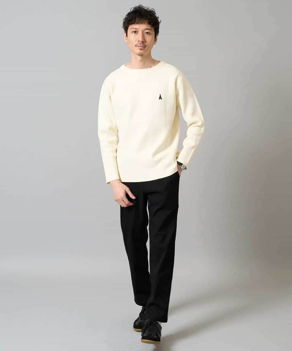 KHFAD60049 a.v.v MEN(アー・ヴェ・ヴェ) 【洗濯機で洗える】ワンポイント刺繍ボートネックニット アイボリー