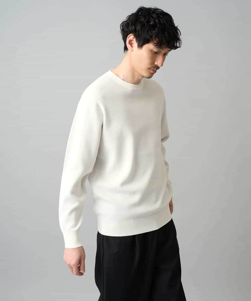 KHFED20059 a.v.v MEN(アー・ヴェ・ヴェ) 【洗濯機で洗える】タックメッシュクルーネックニット ホワイト