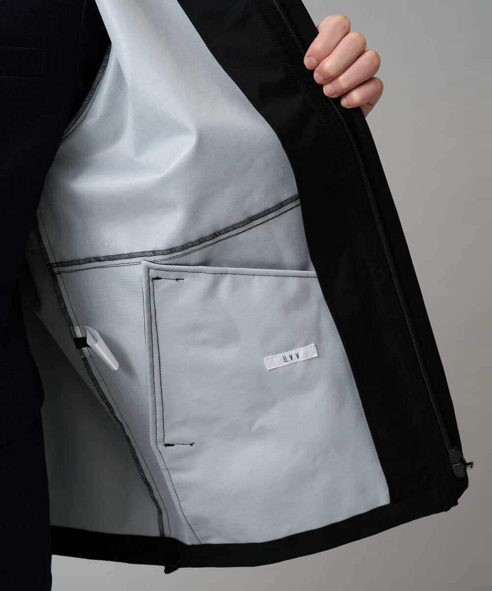 KHJED01109 a.v.v MEN(アー・ヴェ・ヴェ) 【撥水・防風・花粉防止・ストレッチ】SORONAラミネートコーティングマウンテンパーカー ブラック