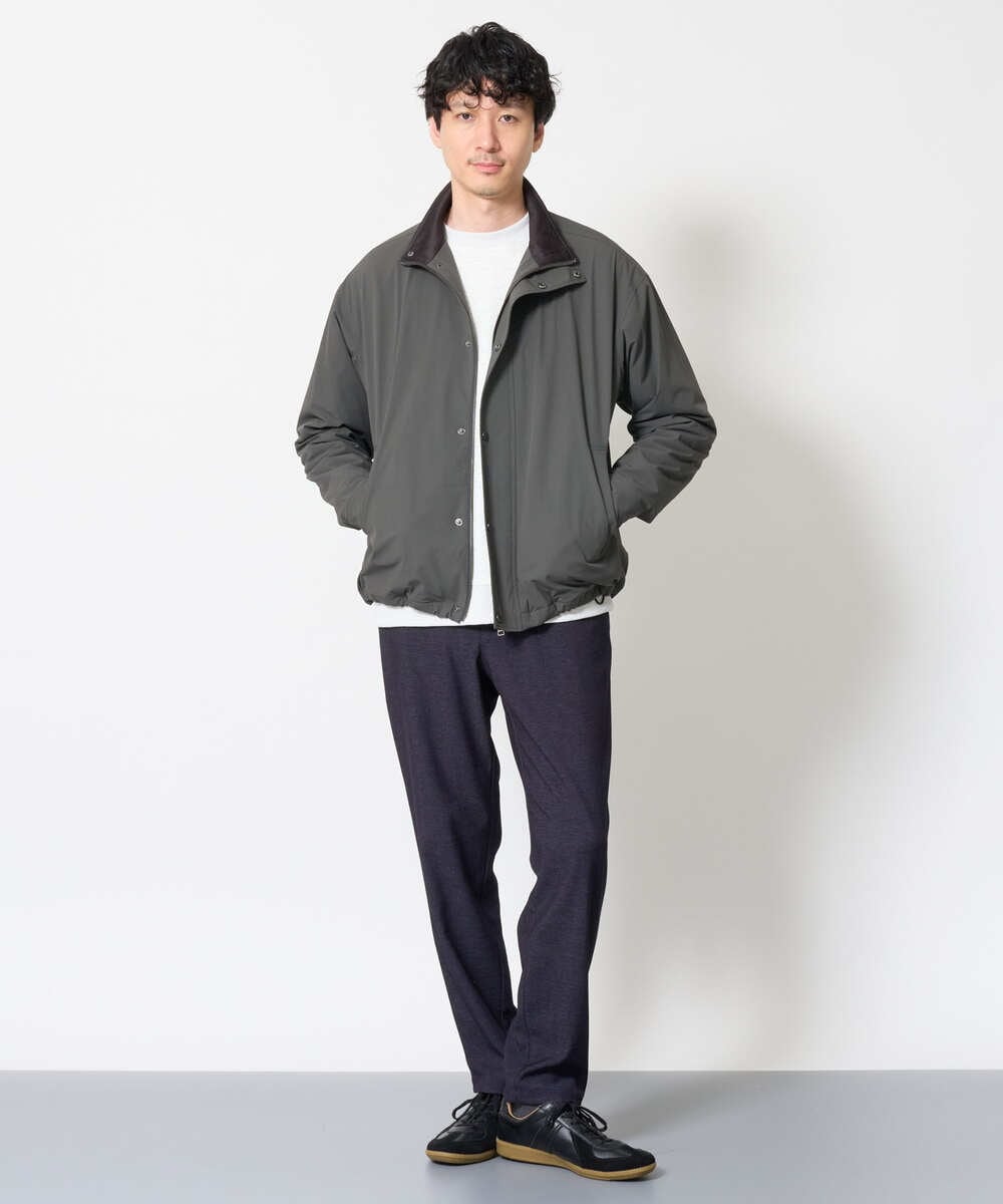 KHJLD29149 a.v.v MEN(アー・ヴェ・ヴェ) ウラメッシュナイロンストレッチスタンドブルゾン カーキ