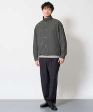 KHJLD29149 a.v.v MEN(アー・ヴェ・ヴェ) ウラメッシュナイロンストレッチスタンドブルゾン カーキ