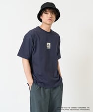 KHKGA16059 a.v.v MEN(アー・ヴェ・ヴェ) 【接触冷感/コラボ】KANGOLスクエアプリントワイドシルエットカットソー ホワイト