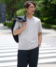 KHKGA41039 a.v.v MEN(アー・ヴェ・ヴェ) 【接触冷感/UVカット/毛玉になりにくい】シルケットスムースVネックカットソー ブラック