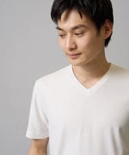 KHKGA47044 a.v.v MEN(アー・ヴェ・ヴェ) 【ジャケイン可】幾何ジャカードVネックカットソー ホワイト