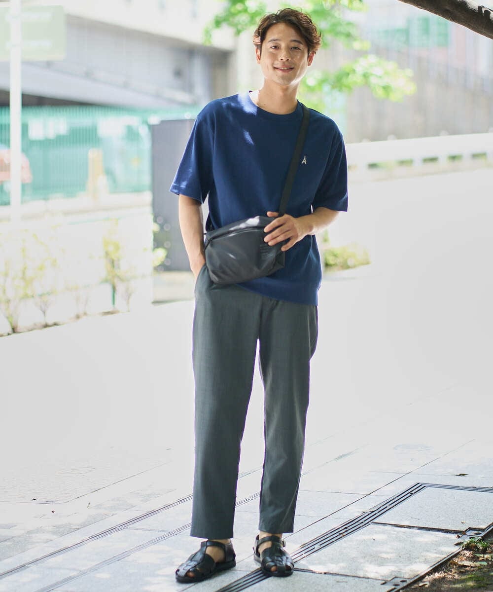 KHKGA89039 a.v.v MEN(アー・ヴェ・ヴェ) 【イージーケア/接触冷感】ライトアゼ半袖Ｔシャツ ワンポイント刺繍 ブラック