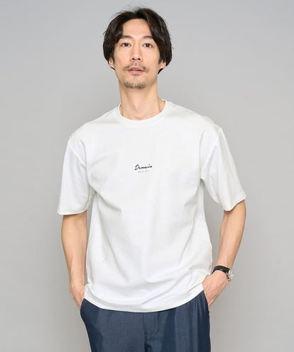 KHKGD29039 a.v.v MEN 【イージーケア/洗濯機で洗える/速乾/毛玉になりにくい/接触冷感】ミニロゴプリントセミワイドシルエットカットソー