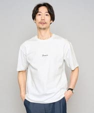 KHKGD29039 a.v.v MEN(アー・ヴェ・ヴェ) 【接触冷感/イージーケア/洗濯機で洗える/速乾/毛玉になりにくい】ミニロゴプリントセミワイドシルエットカットソー ホワイト