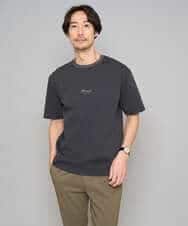 KHKGD29039 a.v.v MEN(アー・ヴェ・ヴェ) 【イージーケア/洗濯機で洗える/速乾/毛玉になりにくい/接触冷感】ミニロゴプリントセミワイドシルエットカットソー ダークグレー