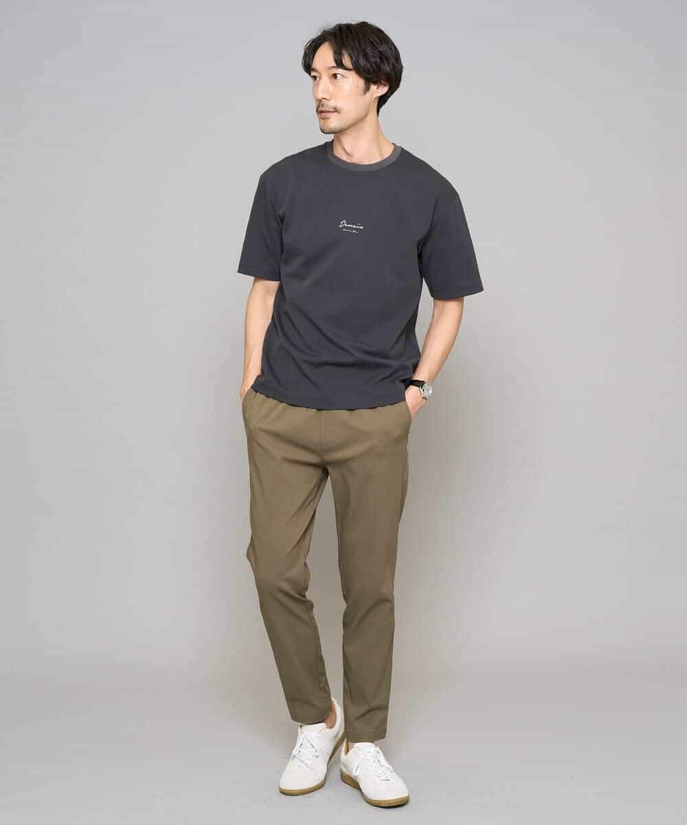 KHKGD29039 a.v.v MEN(アー・ヴェ・ヴェ) 【イージーケア/洗濯機で洗える/速乾/毛玉になりにくい/接触冷感】ミニロゴプリントセミワイドシルエットカットソー ダークグレー