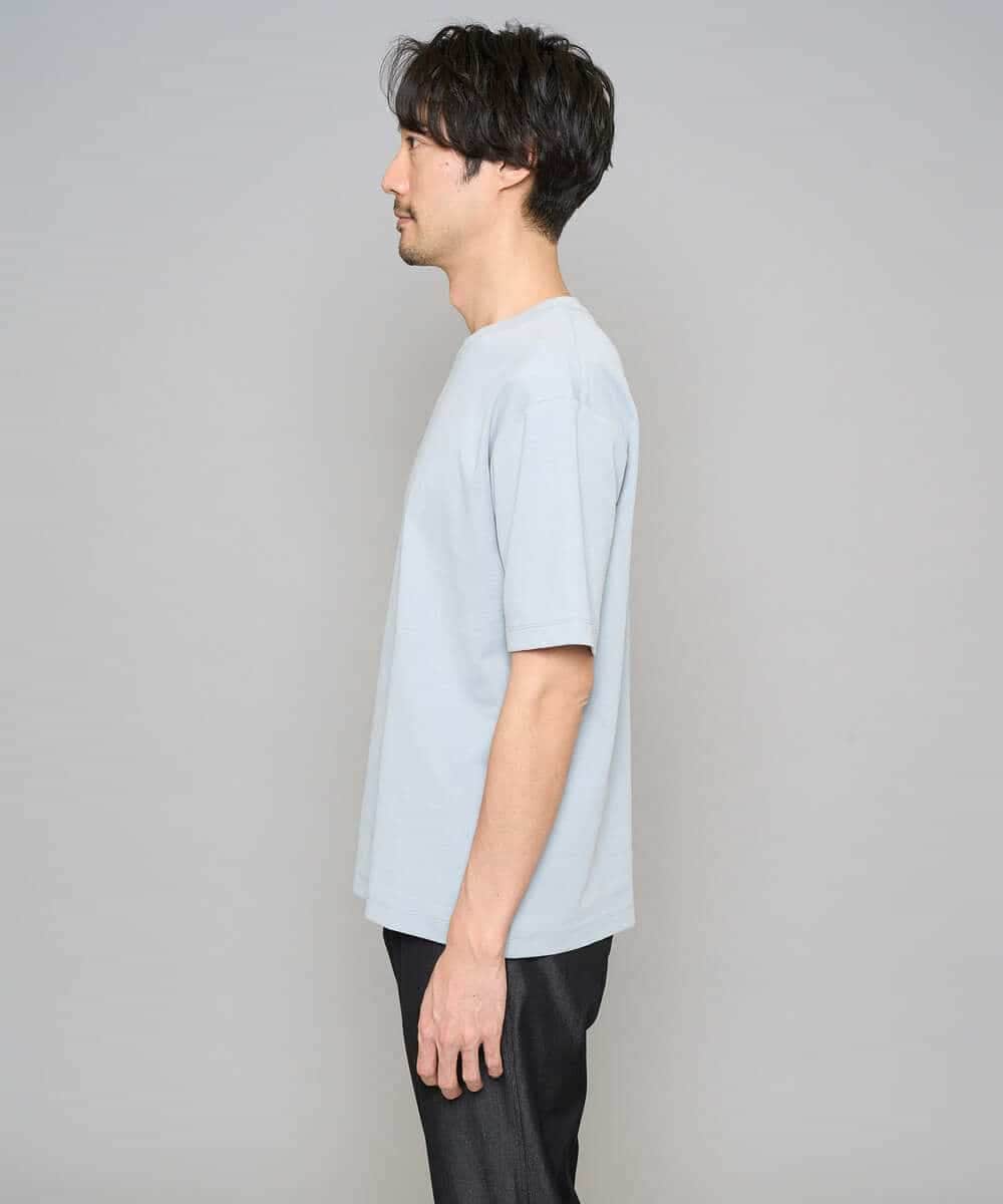 KHKGD29039 a.v.v MEN(アー・ヴェ・ヴェ) 【イージーケア/洗濯機で洗える/速乾/毛玉になりにくい/接触冷感】ミニロゴプリントセミワイドシルエットカットソー ダークグレー