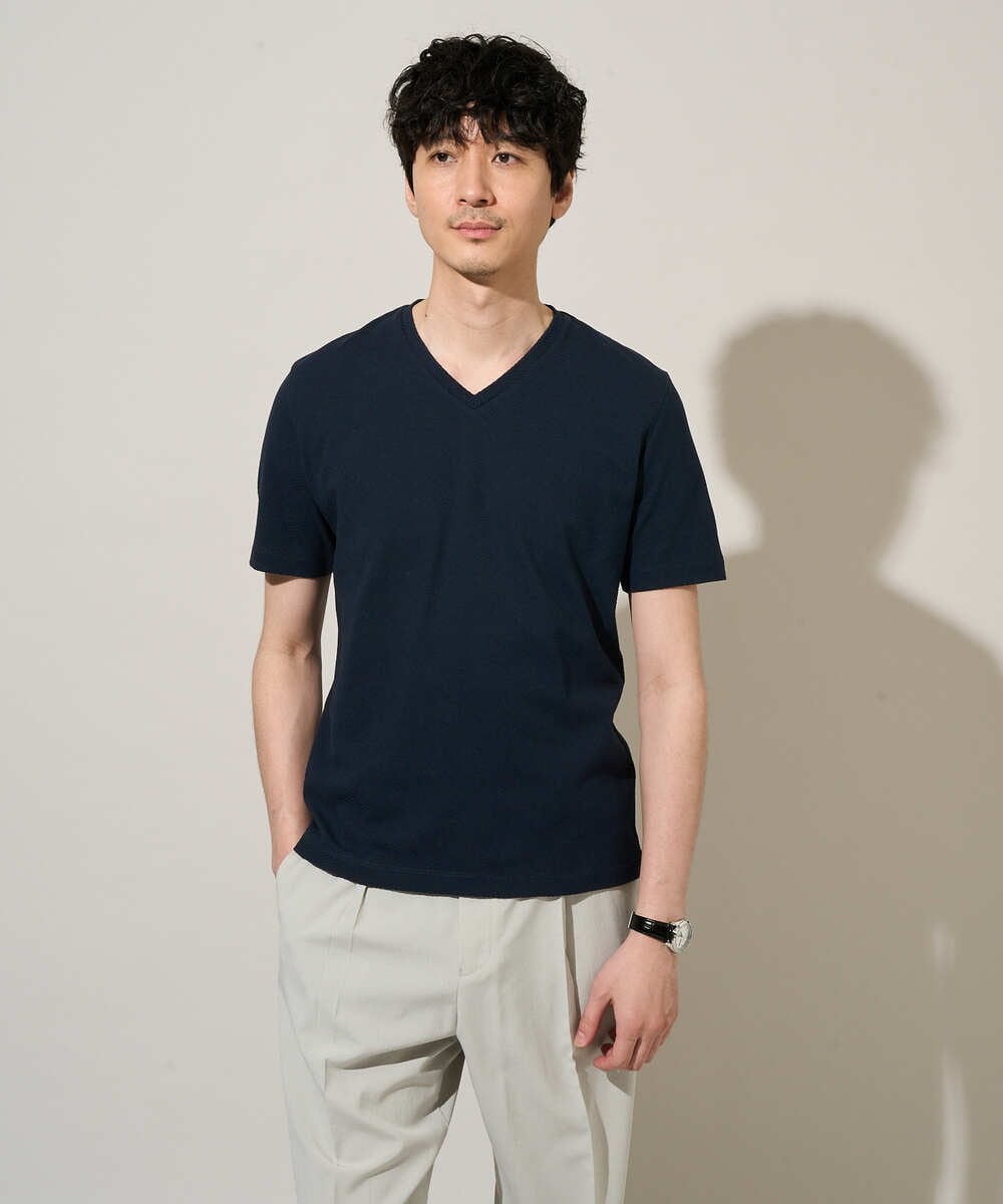 KHKGD76044 a.v.v MEN(アー・ヴェ・ヴェ) 【イージーケア/洗濯機で洗える】キカジャカードＶネックスマートＴシャツ ライトグレー