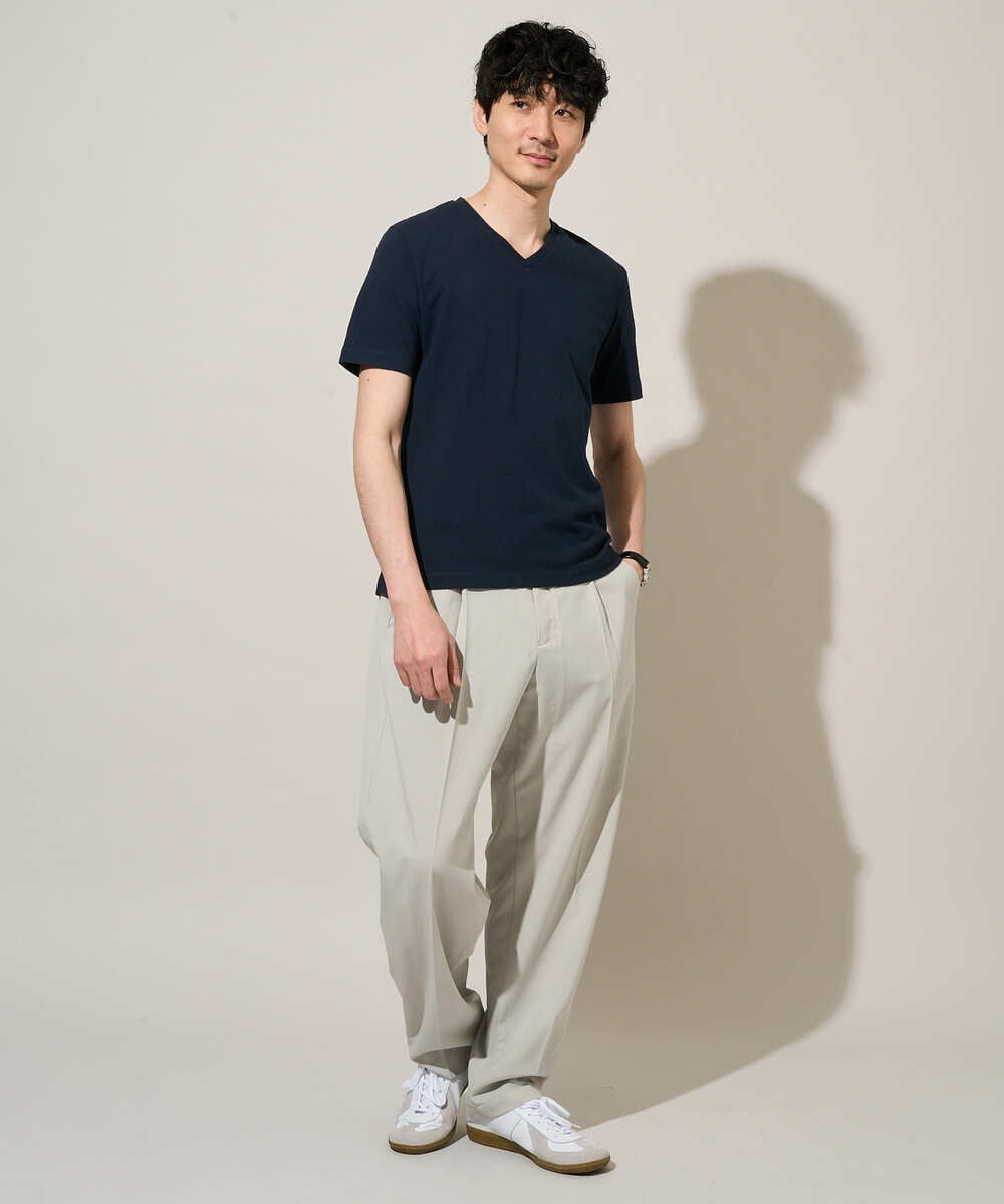 KHKGD76044 a.v.v MEN(アー・ヴェ・ヴェ) 【イージーケア/洗濯機で洗える】キカジャカードＶネックスマートＴシャツ ライトグレー