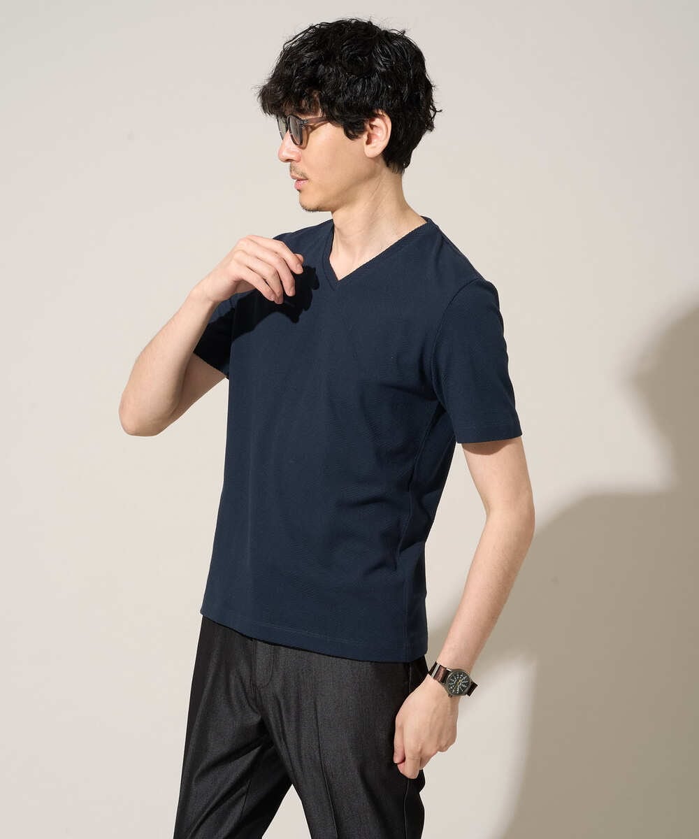 KHKGD76044 a.v.v MEN(アー・ヴェ・ヴェ) 【イージーケア/洗濯機で洗える】キカジャカードＶネックスマートＴシャツ ライトグレー
