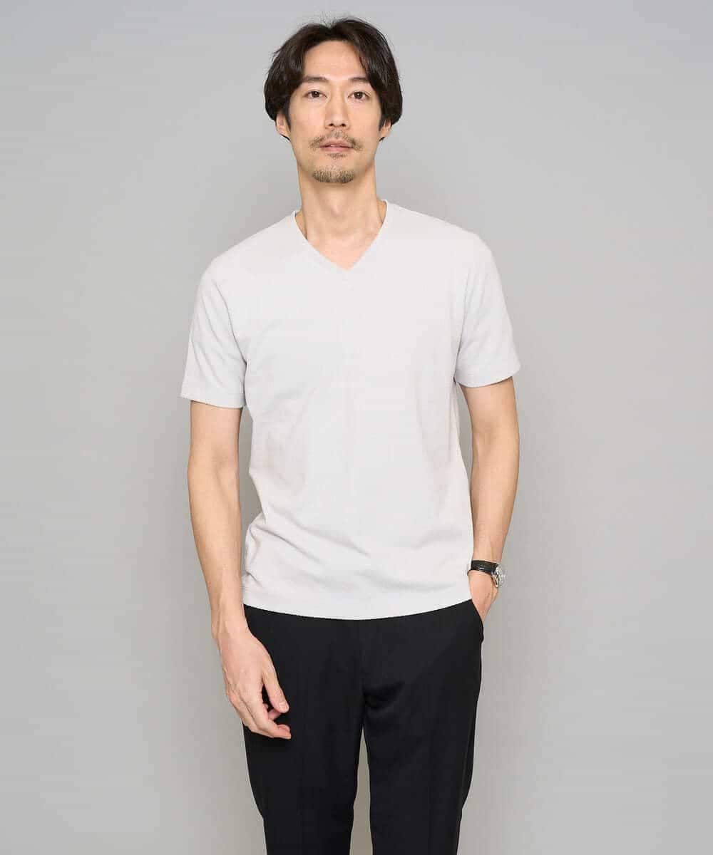 KHKGD76044 a.v.v MEN(アー・ヴェ・ヴェ) 【イージーケア/洗濯機で洗える】キカジャカードＶネックスマートＴシャツ ライトグレー