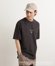 KHKGS15049 a.v.v MEN(アー・ヴェ・ヴェ) 【コラボ/KANGOL】スクエアプリントTシャツ ホワイト