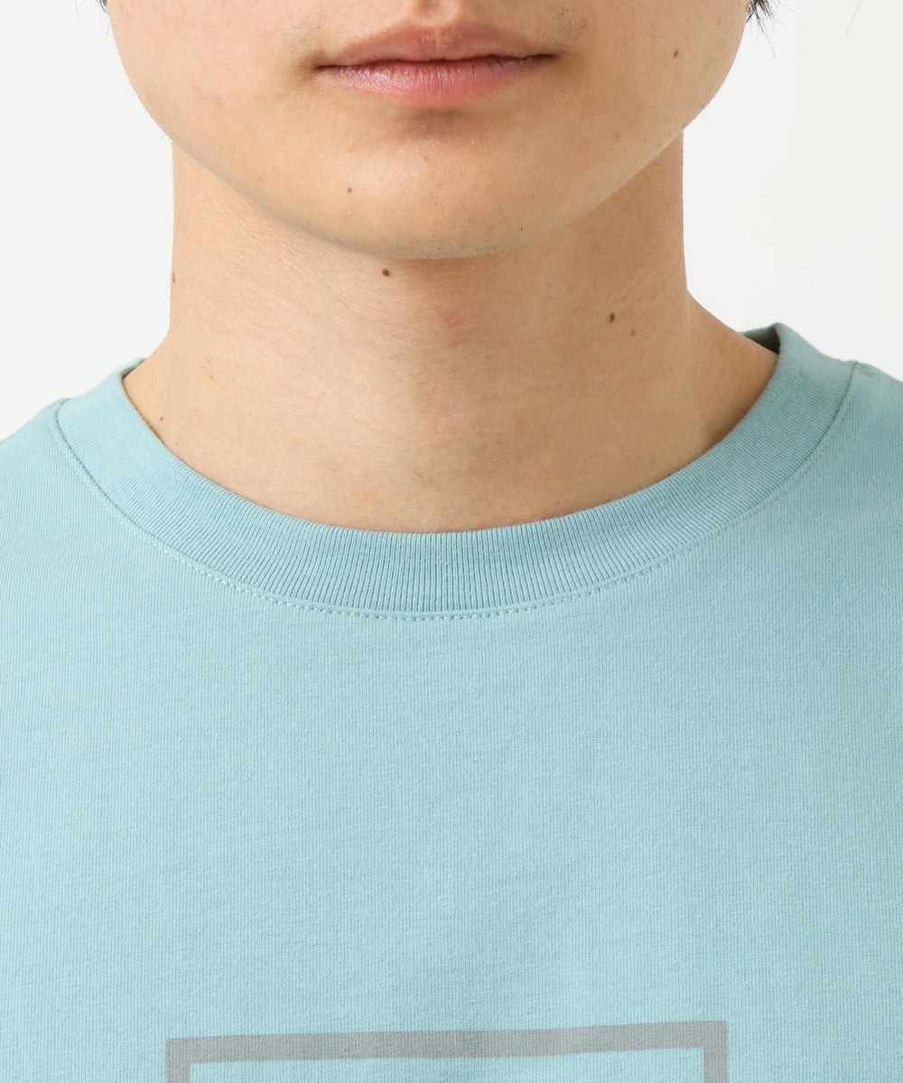 KHKGS25034 a.v.v MEN(アー・ヴェ・ヴェ) スクエアプリントTシャツ ラベンダー