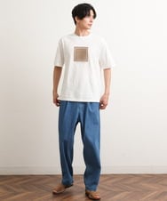 KHKGS45034 a.v.v MEN(アー・ヴェ・ヴェ) スクエアプリントセミワイドシルエットTシャツ ラベンダー