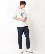 KHKGV25034 a.v.v MEN(アー・ヴェ・ヴェ) 【定番アイテム】スクエアプリントセミワイドシルエットTシャツ ライトブルー