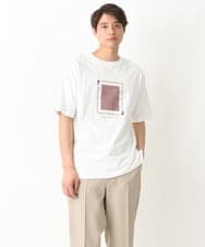 KHKGV25034 a.v.v MEN(アー・ヴェ・ヴェ) 【接触冷感】スクエアプリントセミワイドシルエットTシャツ ライトブルー